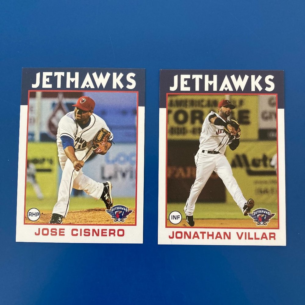 2011 Jose Cisnero & Jonathan Villar Baseball Card Lot, Set of 2, #18 & #22